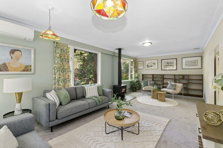 Photo of property in 343 Riverside Drive, Fairfield, Lower Hutt, 5011