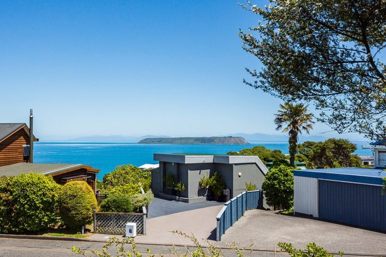 Photo of property in 30 The Track, Plimmerton, Porirua, 5026