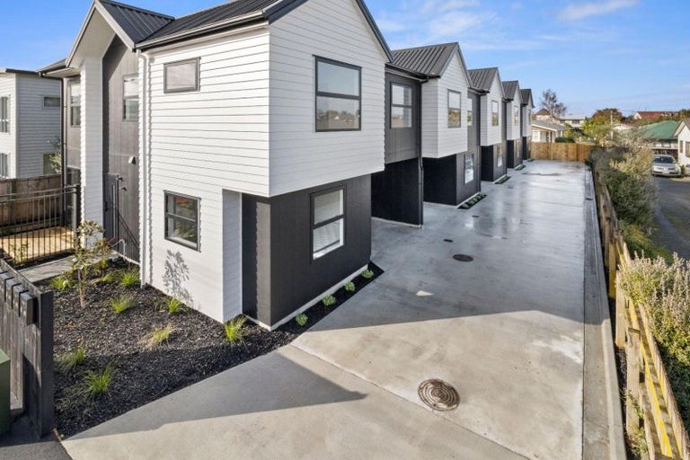 Photo of property in 3/61 May Street, Hamilton East, Hamilton, 3216