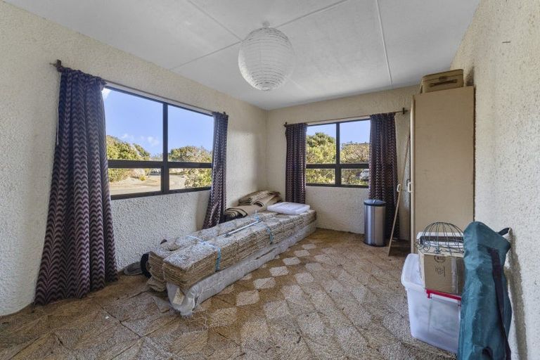 Photo of property in 3 Ara Kuaka, Waikanae Beach, Waikanae, 5036