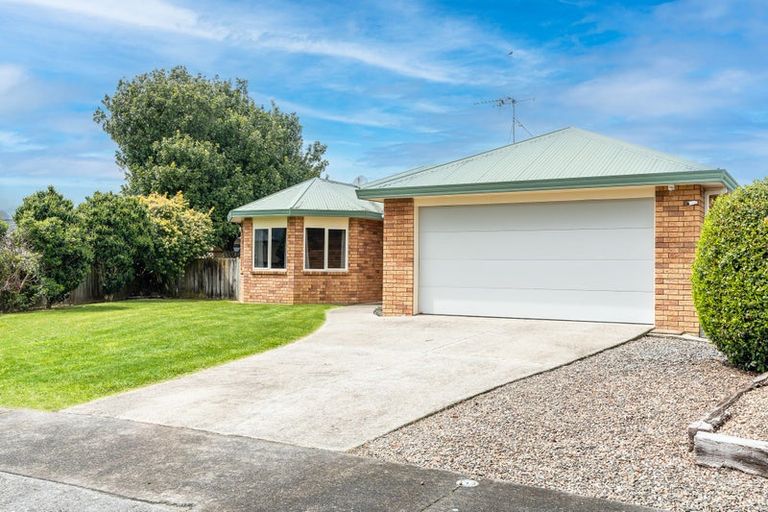 Photo of property in 4 Mckenzie Place, Rototuna North, Hamilton, 3210