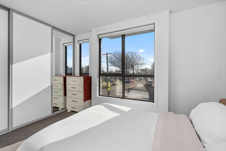 Photo of property in 2/14 Buffon Street, Waltham, Christchurch, 8023