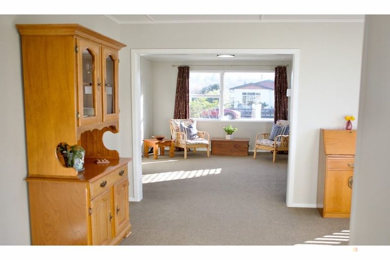 Photo of property in 109 Talbot Street, Geraldine, 7930