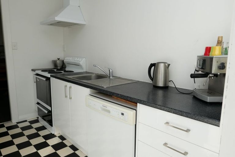 Photo of property in 13 Kainui Road, Raumati South, Paraparaumu, 5032