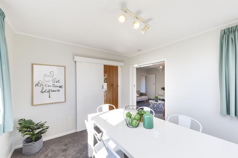 Photo of property in 10 Greenock Place, Awapuni, Palmerston North, 4412