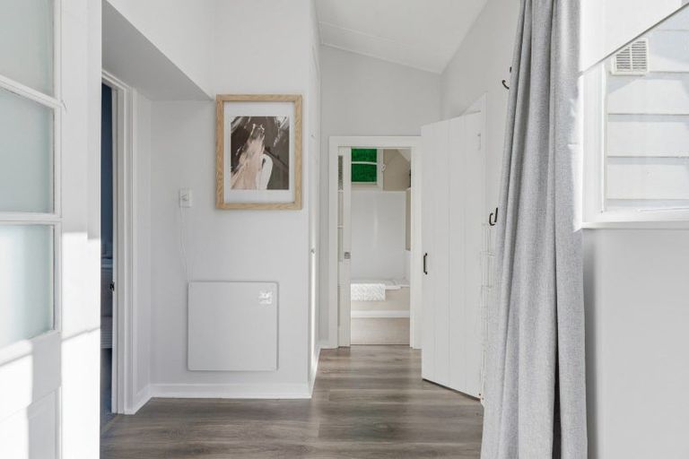 Photo of property in 53 Argyle Street, Mornington, Dunedin, 9011