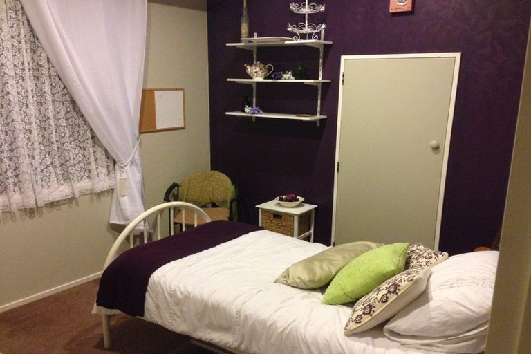 Photo of property in 11 Sheffield Place, Botany Downs, Auckland, 2010