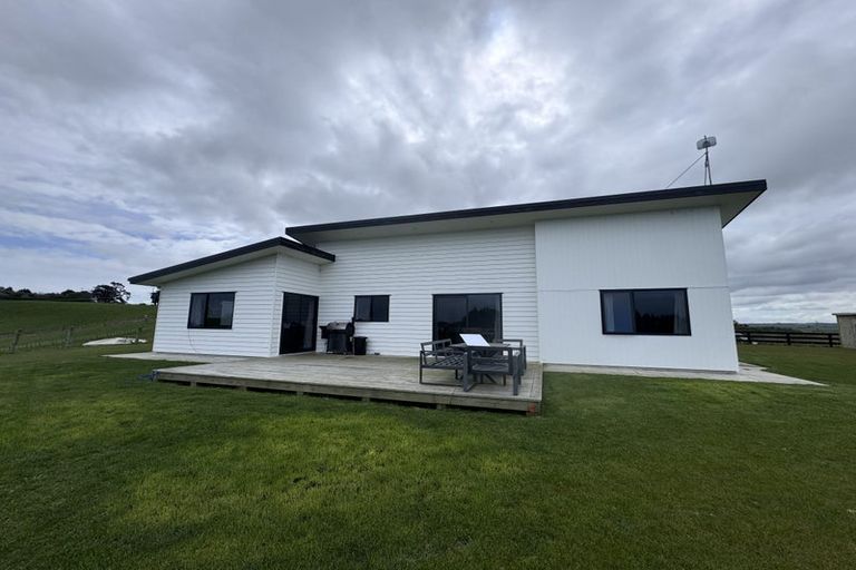 Photo of property in 61 Kimber Street, Halcombe, Feilding, 4779