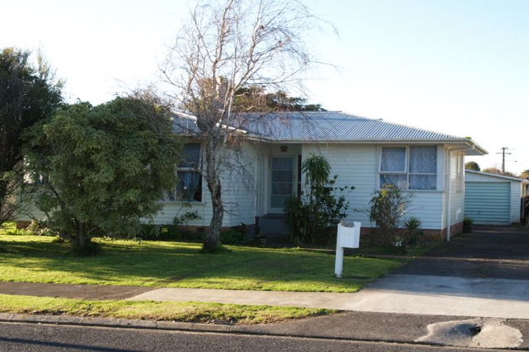 Photo of property in 23 James Street, Mangere East, Auckland, 2024