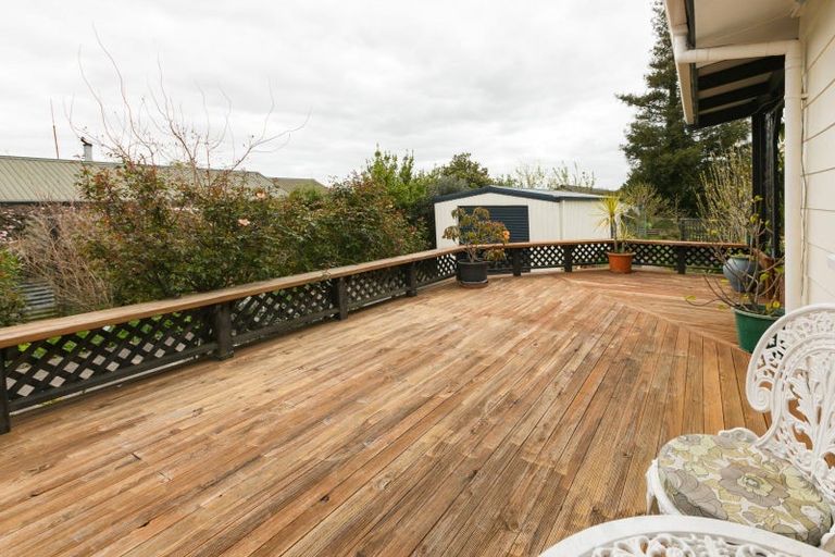 Photo of property in 11 Smith Street, Waipukurau, 4200