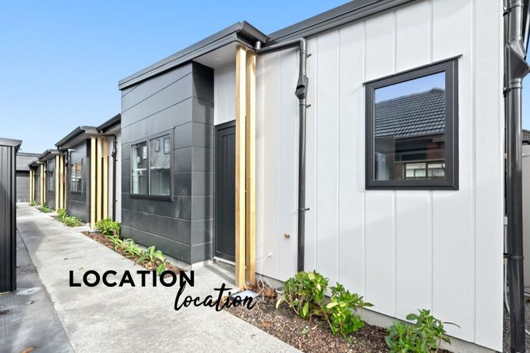 Photo of property in 22a Palmer Crescent, Silverstream, Upper Hutt, 5019