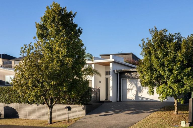 Photo of property in 49 Caldera Crescent, Pyes Pa, Tauranga, 3112