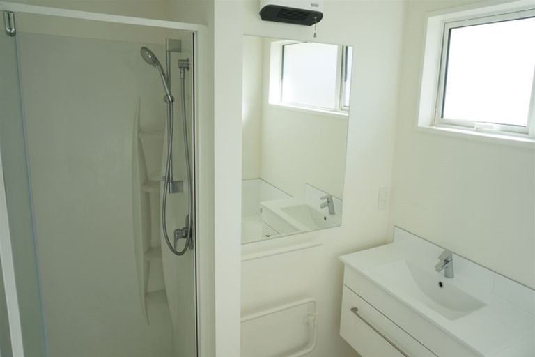 Photo of property in 7 Saint Adela Place, Woolston, Christchurch, 8062