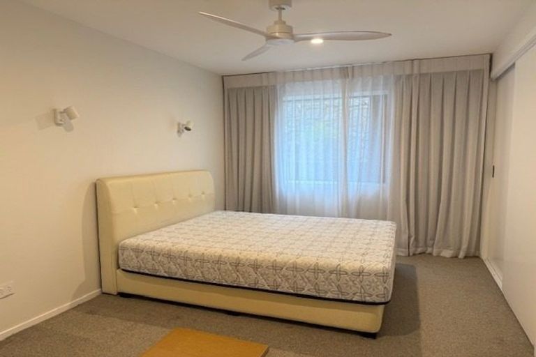 Photo of property in 2 Keam Way, Welcome Bay, Tauranga, 3112