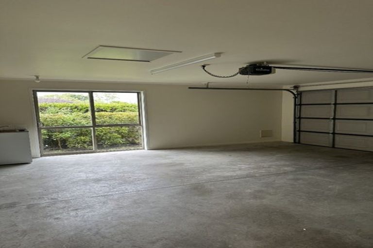 Photo of property in 20f Waione Avenue, Te Atatu Peninsula, Auckland, 0610