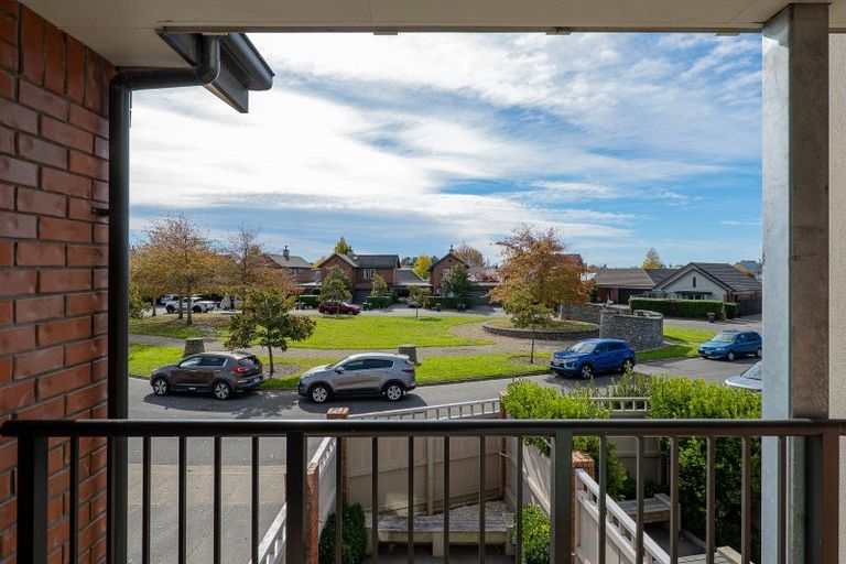 Photo of property in 18 Henley Green, Northwood, Christchurch, 8051