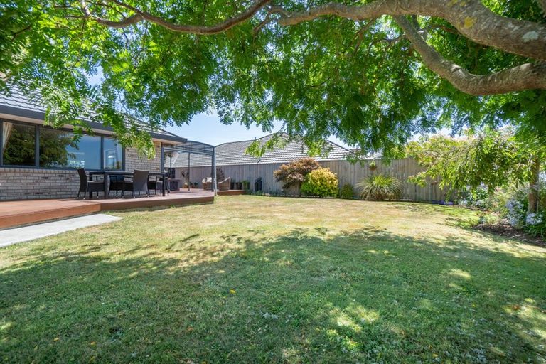 Photo of property in 147 Pacific Drive, Fitzherbert, Palmerston North, 4410
