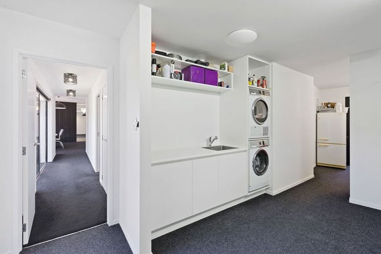 Photo of property in 14 Brooklands Road, Brooklands, New Plymouth, 4310