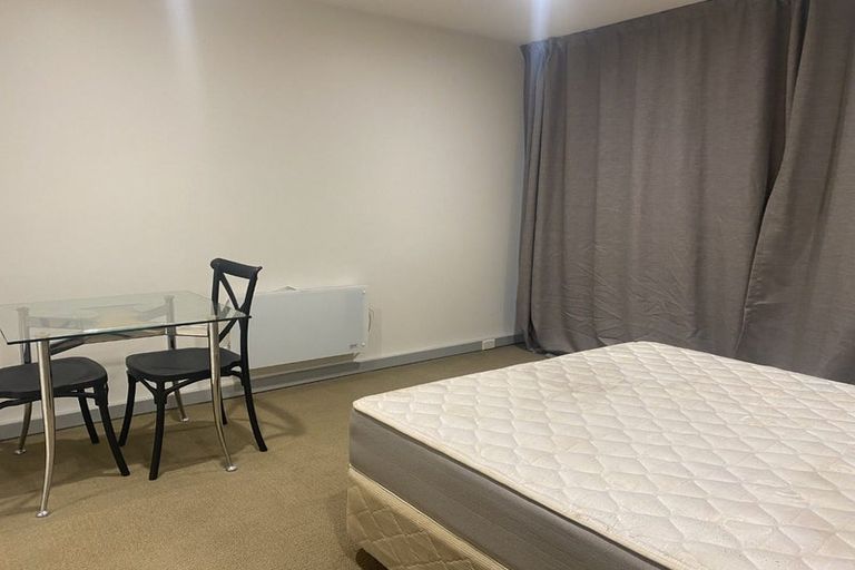 Photo of property in Gilmer Terrace Car Park, 213/9 Gilmer Terrace, Wellington Central, Wellington, 6011