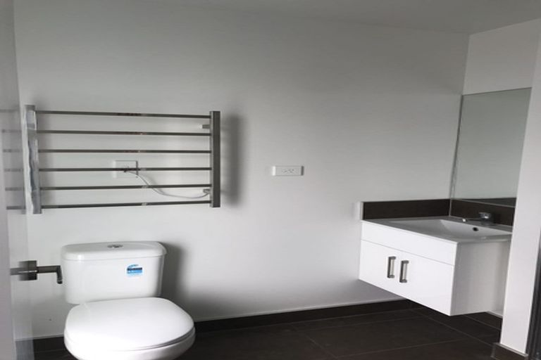 Photo of property in 53u3 May Street, Hamilton East, Hamilton, 3216