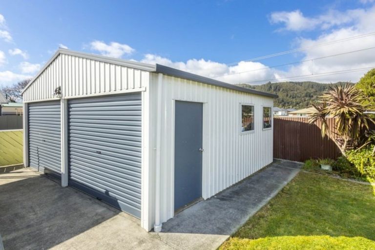 Photo of property in 83 Miro Street, Trentham, Upper Hutt, 5018
