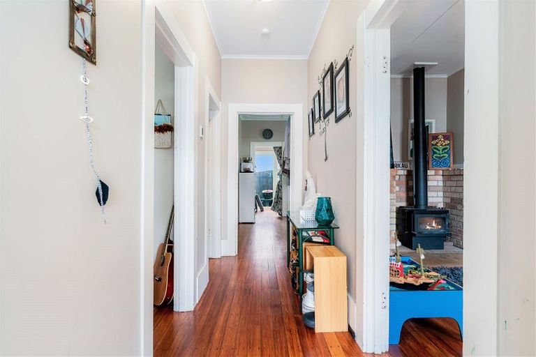 Photo of property in 12 Lewis Street, Te Kamo, Whangarei, 0112