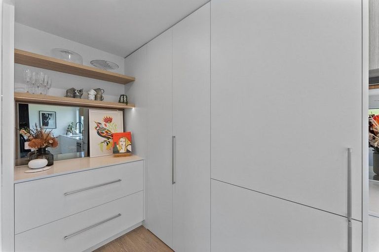 Photo of property in Tapuae, 26 Washer Road, Omata, New Plymouth, 4374