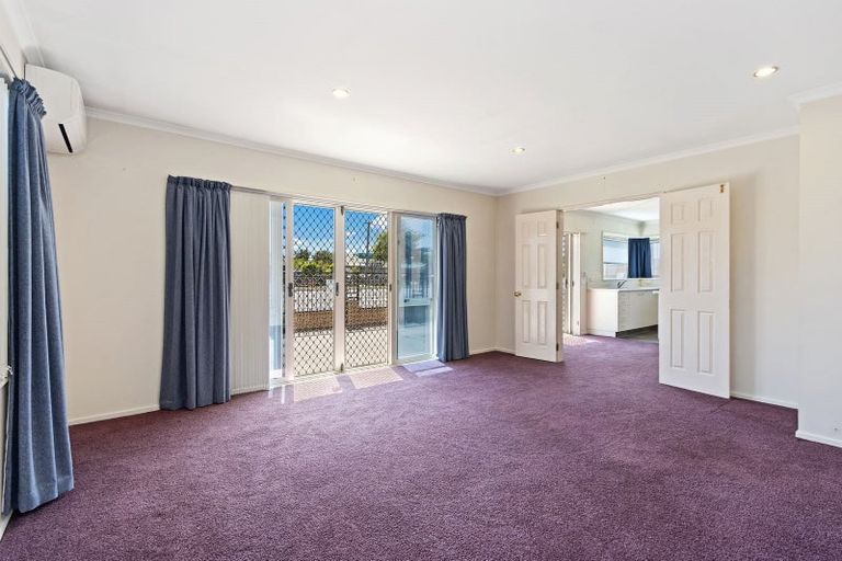 Photo of property in 196a Linwood Avenue, Linwood, Christchurch, 8011