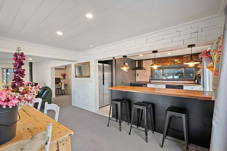 Photo of property in 2a Ripon Street, Lyttelton, 8082