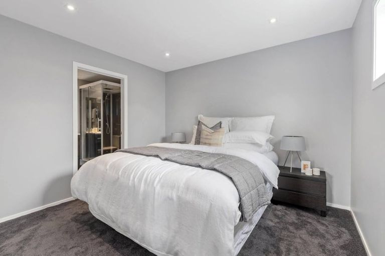 Photo of property in 101a Rangatira Road, Beach Haven, Auckland, 0626