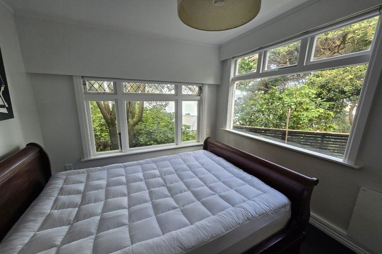 Photo of property in 4 Rangiora Avenue, Kaiwharawhara, Wellington, 6035