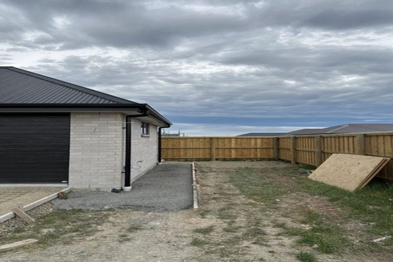 Photo of property in 22 Garden Road, Darfield, 7571