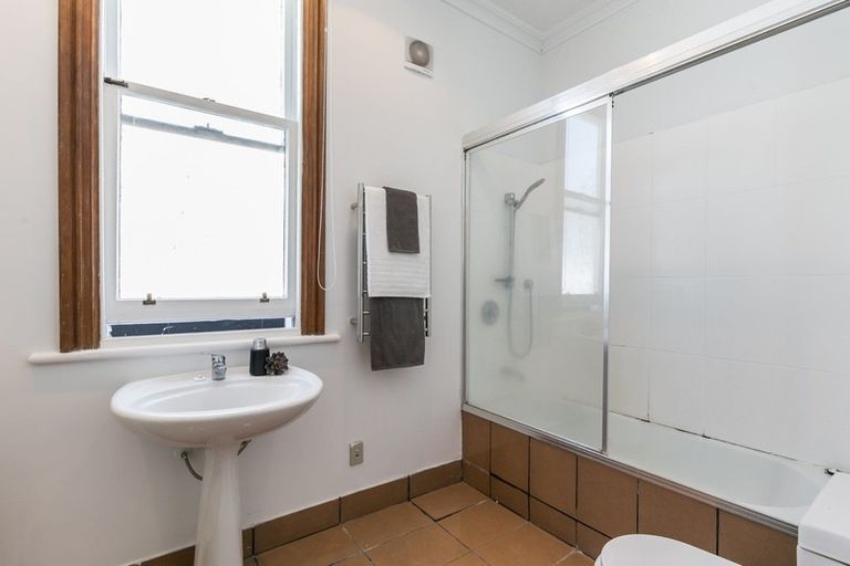 Photo of property in 219u3 The Terrace, Wellington Central, Wellington, 6011