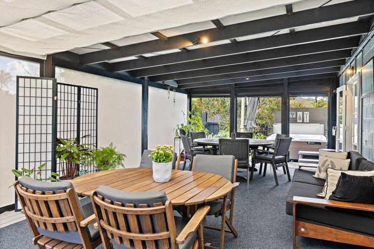 Photo of property in 4a Riverside Drive, Point Wells, 0986