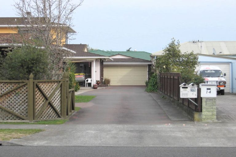 Photo of property in 1/12 Avenue Road, Greenmeadows, Napier, 4112