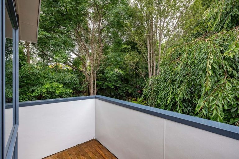 Photo of property in 84c Hillcrest Road, Hillcrest, Hamilton, 3216