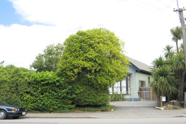 Photo of property in 114 Opawa Road, Opawa, Christchurch, 8023