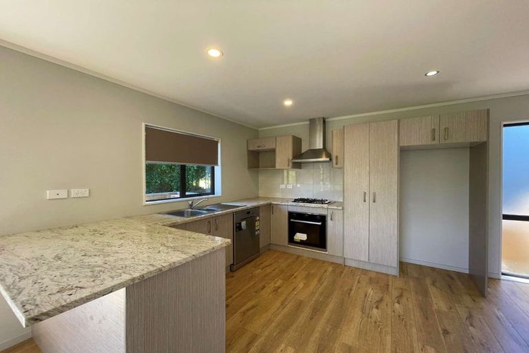Photo of property in 20 Imperial Place, Henderson, Auckland, 0612