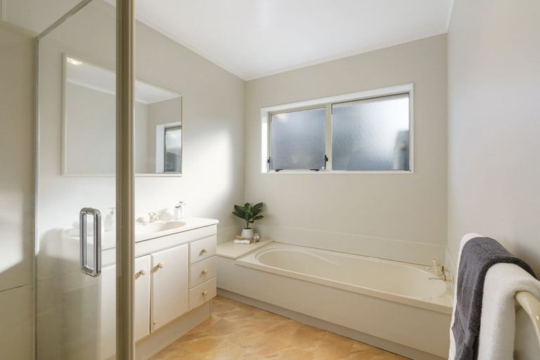 Photo of property in 164a Raumati Road, Raumati Beach, Paraparaumu, 5032