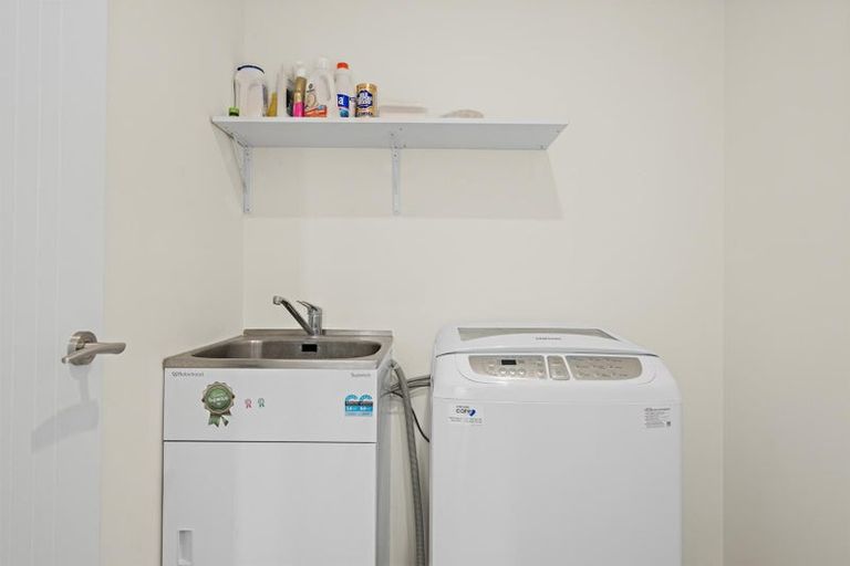 Photo of property in 35 Fairwater Road, Warkworth, 0910