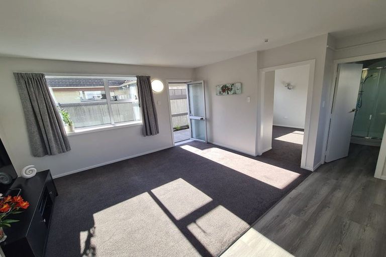 Photo of property in 1/352 Worcester Street, Linwood, Christchurch, 8011