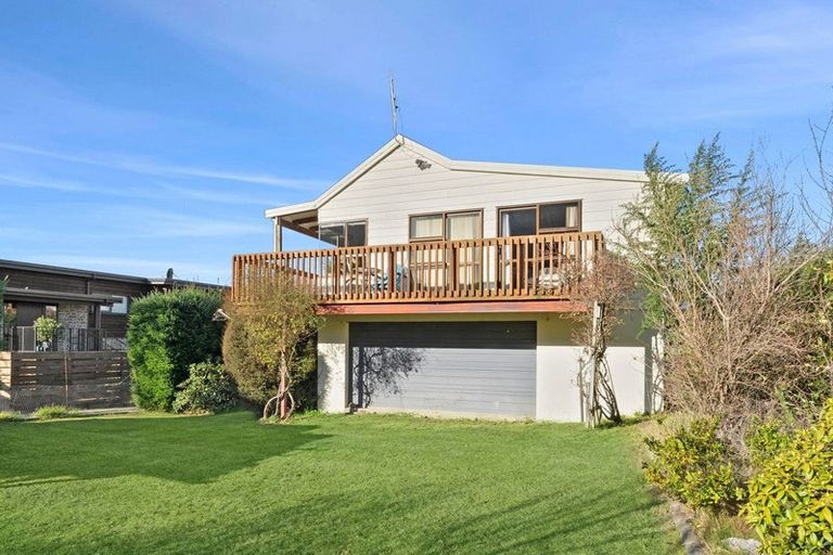 Photo of property in 19 Parry Crescent, Lake Hawea, Wanaka, 9382
