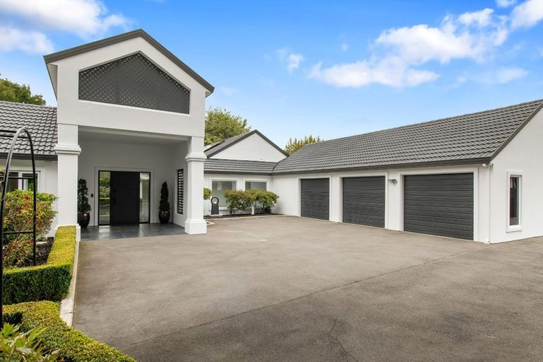 Photo of property in 52 Regent's Park Drive, Casebrook, Christchurch, 8051