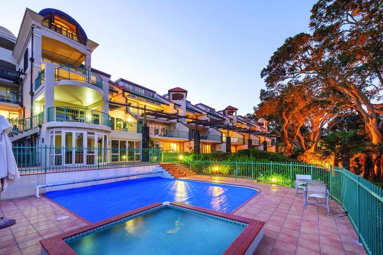 Photo of property in The Sands Apartments, 25/47 The Strand, Takapuna, Auckland, 0622