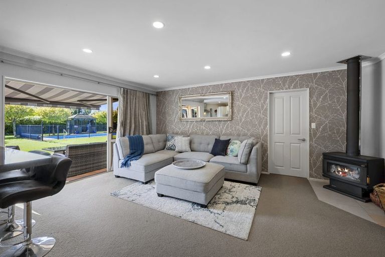 Photo of property in 63 Mcgiven Drive, Ridgewood, New Plymouth, 4371