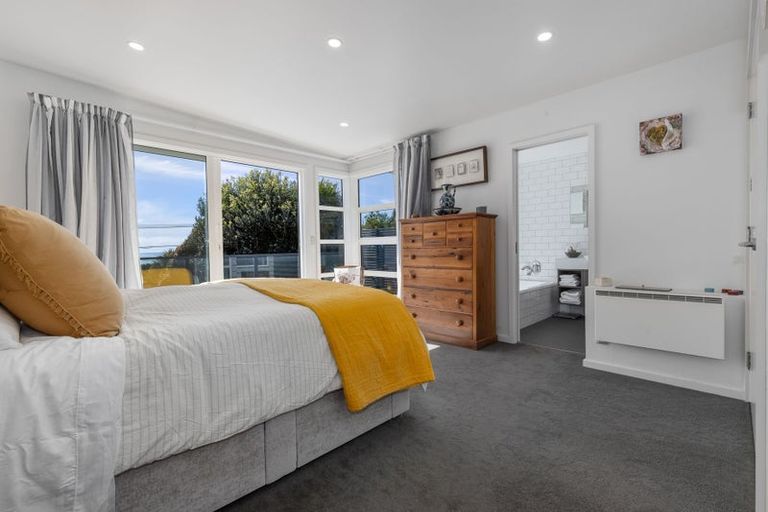 Photo of property in 13 Karekare Road, Raumati South, Paraparaumu, 5032