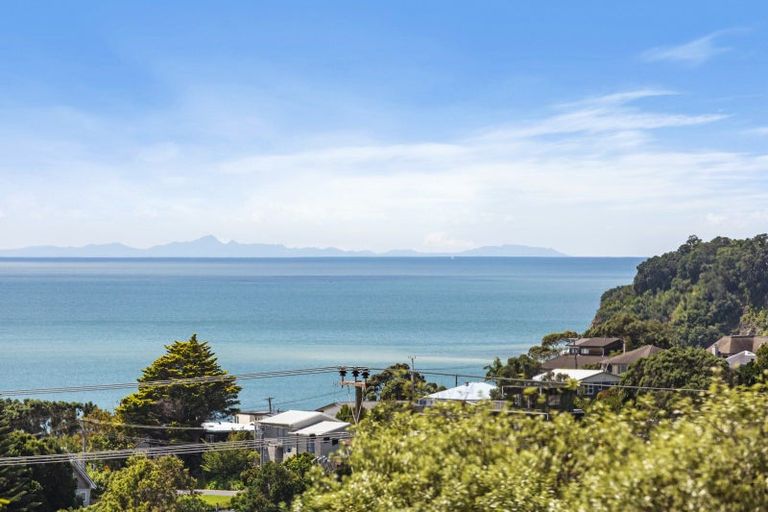 Photo of property in 8 Wiriana Place, Stanmore Bay, Whangaparaoa, 0932