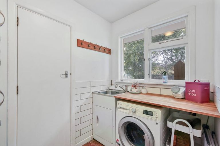 Photo of property in 7 Woodend Road, Woodend, 7610