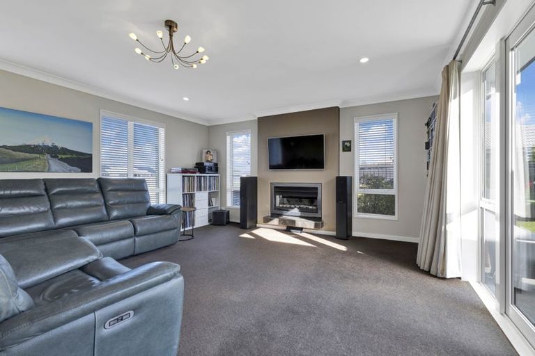 Photo of property in 46 Acacia Avenue, Rangiora, 7400
