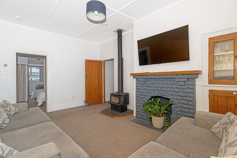 Photo of property in 33 Carnarvon Street, Gisborne, 4010